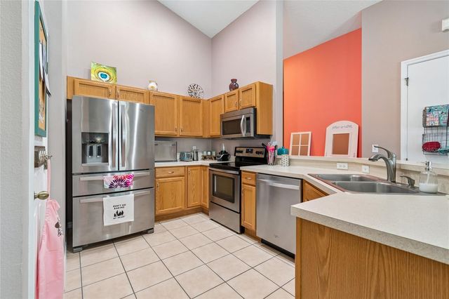 604 51ST AVENUE N, St Petersburg, FL 33703