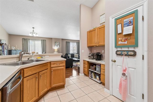 604 51ST AVENUE N, St Petersburg, FL 33703