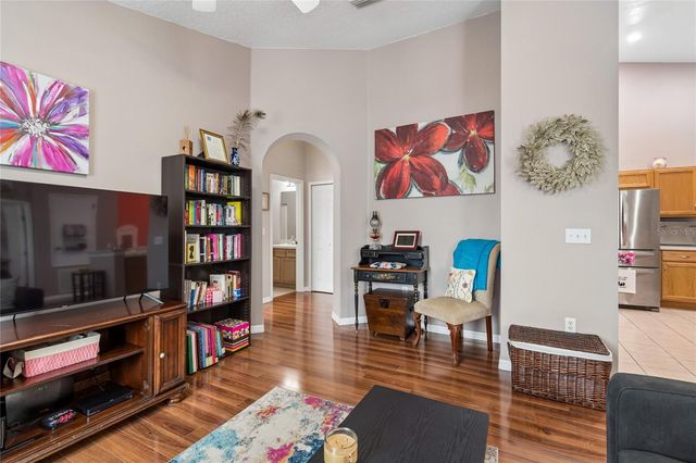 604 51ST AVENUE N, St Petersburg, FL 33703