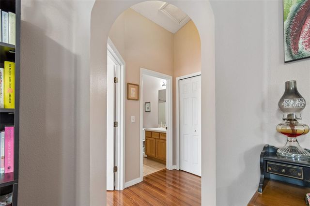 604 51ST AVENUE N, St Petersburg, FL 33703