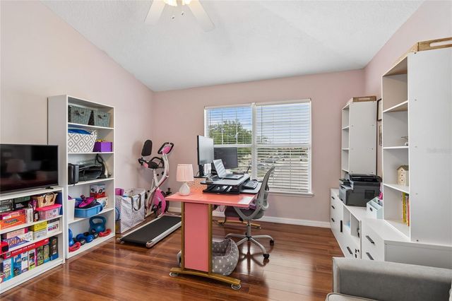604 51ST AVENUE N, St Petersburg, FL 33703
