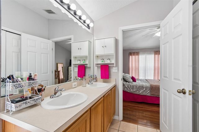 604 51ST AVENUE N, St Petersburg, FL 33703