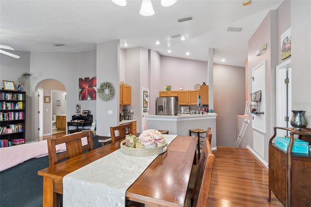 604 51ST AVENUE N, St Petersburg, FL 33703