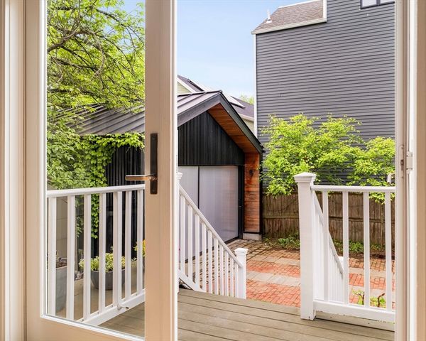 514 Franklin Street, Cambridge, MA 02139