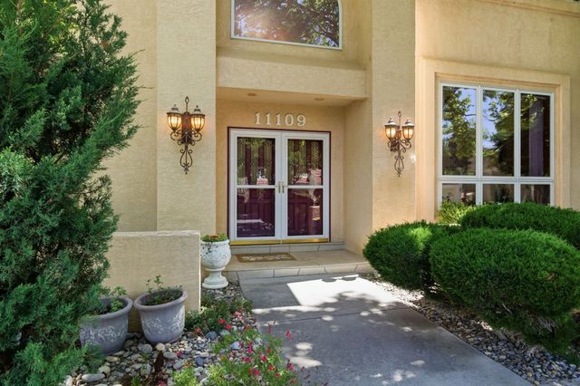 11109 Country Club NE, Albuquerque, NM 87111