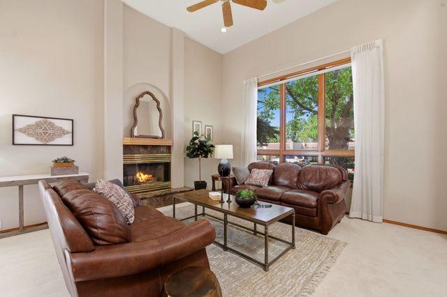 11109 Country Club NE, Albuquerque, NM 87111
