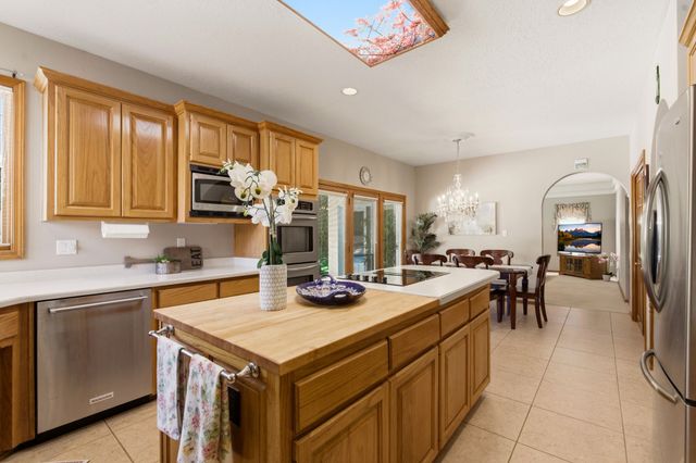 11109 Country Club NE, Albuquerque, NM 87111
