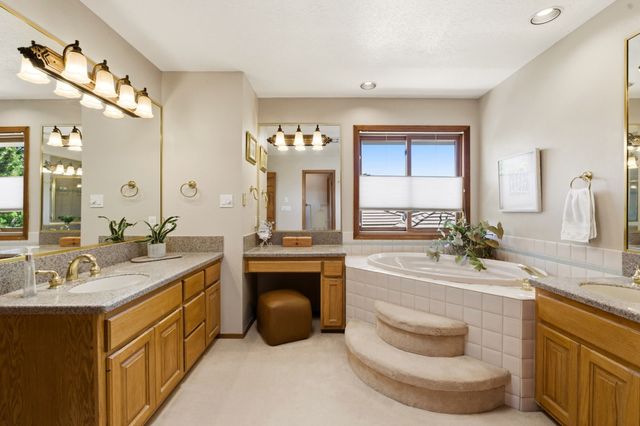 11109 Country Club NE, Albuquerque, NM 87111