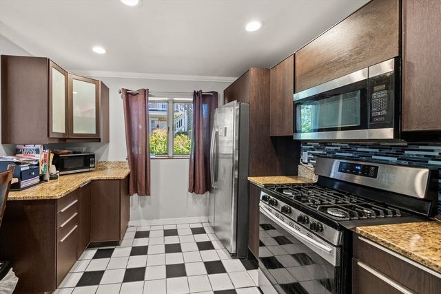 54 Bradford 1-3&4, Provincetown, MA 02657