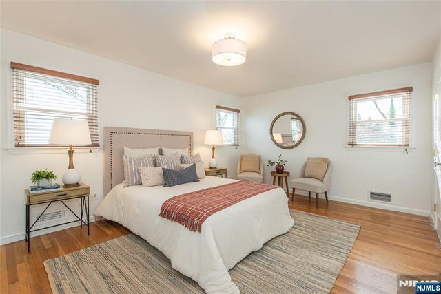 33 Tuers Place, Montclair, NJ 07043