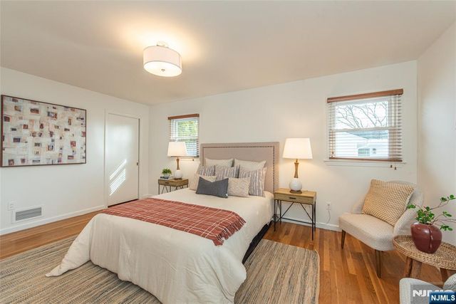 33 Tuers Place, Montclair, NJ 07043