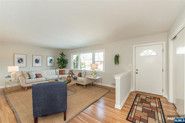 33 Tuers Place, Montclair, NJ 07043