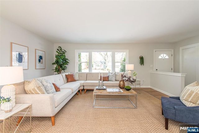 33 Tuers Place, Montclair, NJ 07043