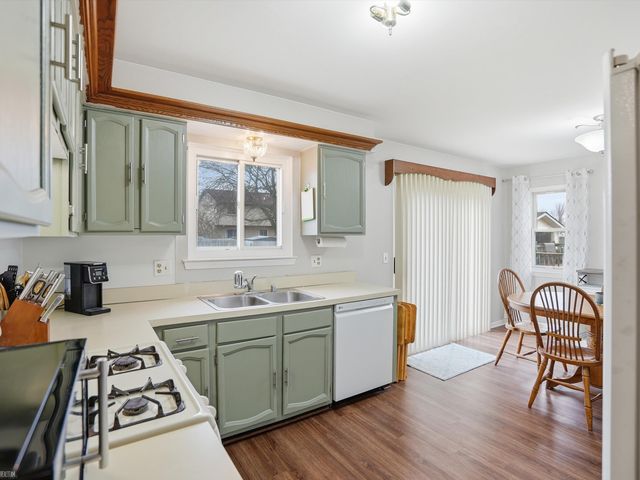 50093 Waterloo Street, Chesterfield Twp, MI 48047