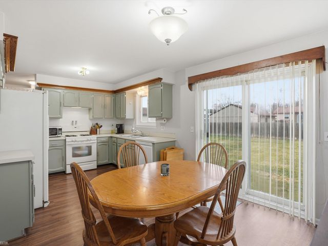 50093 Waterloo Street, Chesterfield Twp, MI 48047