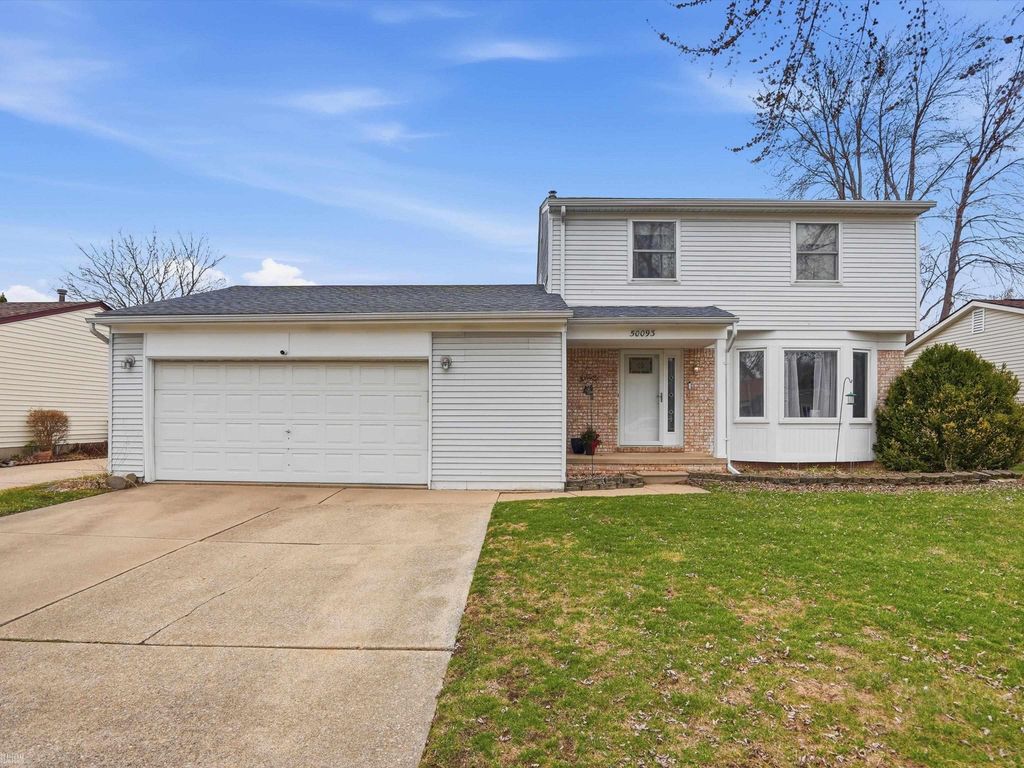 50093 Waterloo Street, Chesterfield Twp, MI 48047