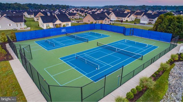 86 COUNTRY CLUB DR, Dover, DE 19904