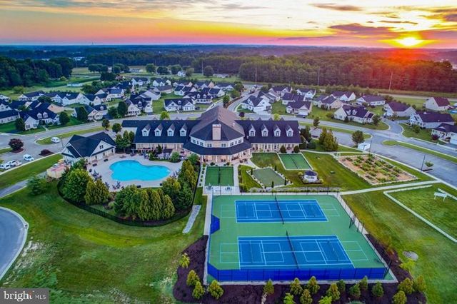 86 COUNTRY CLUB DR, Dover, DE 19904