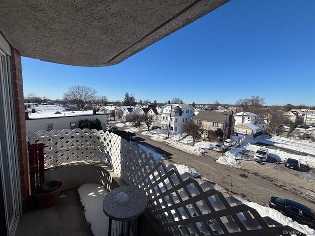 205 Mineola Boulevard 4D, Mineola, NY 11501