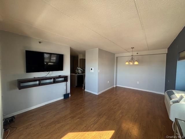 205 Mineola Boulevard 4D, Mineola, NY 11501