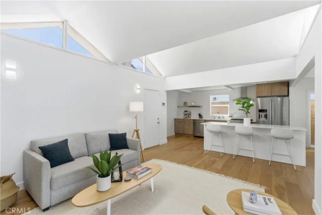 258 Walnut, Newport Beach, CA 92663