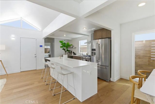 258 Walnut, Newport Beach, CA 92663