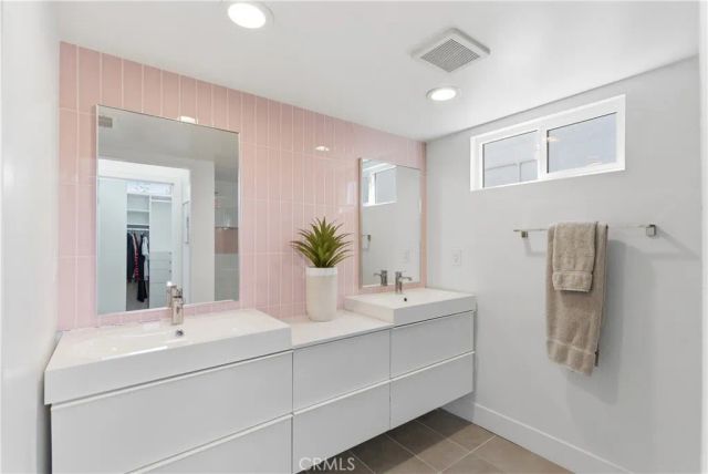 258 Walnut, Newport Beach, CA 92663