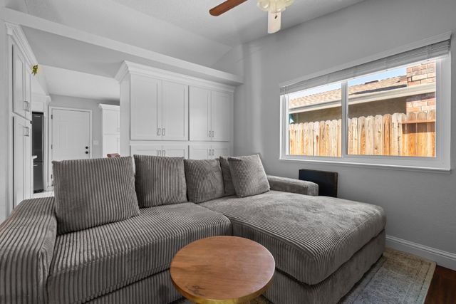 1309 Hickory St, Roseville, CA 95678