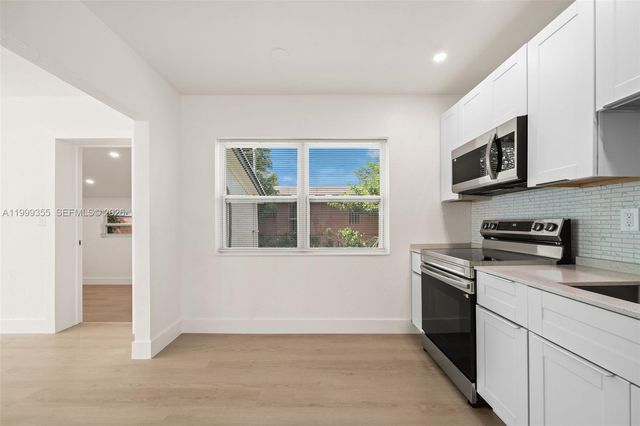 3061 NW 2nd St, Fort Lauderdale, FL 33311