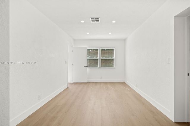 3061 NW 2nd St, Fort Lauderdale, FL 33311