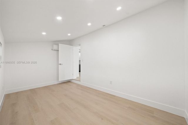 3061 NW 2nd St, Fort Lauderdale, FL 33311