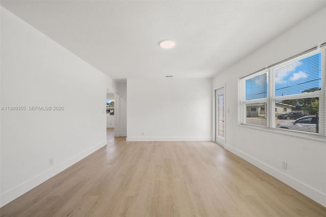 3061 NW 2nd St, Fort Lauderdale, FL 33311