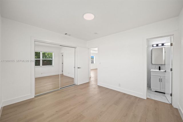 3061 NW 2nd St, Fort Lauderdale, FL 33311