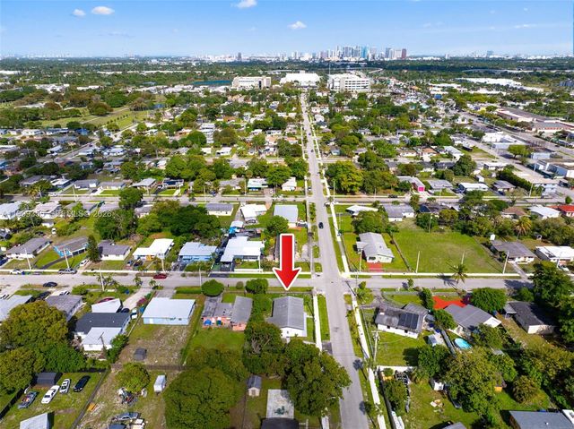 3061 NW 2nd St, Fort Lauderdale, FL 33311