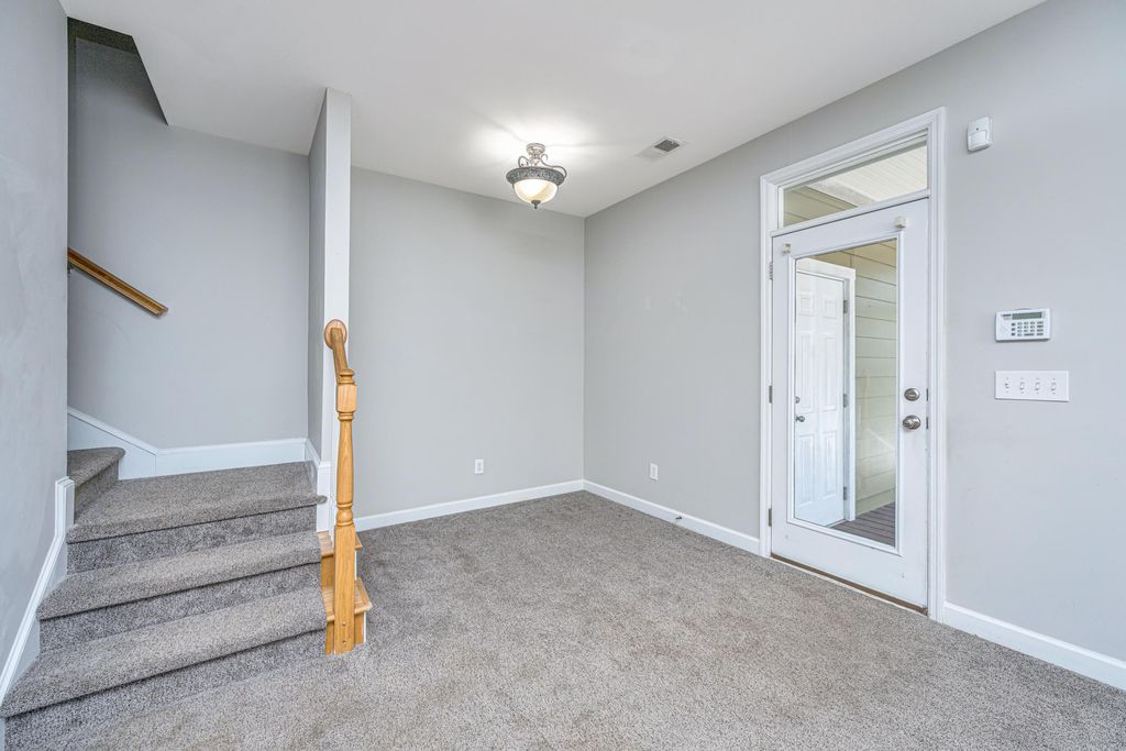 Image 20 of property listing at 3004 Treadwell Street, Mount Pleasant, SC 29466