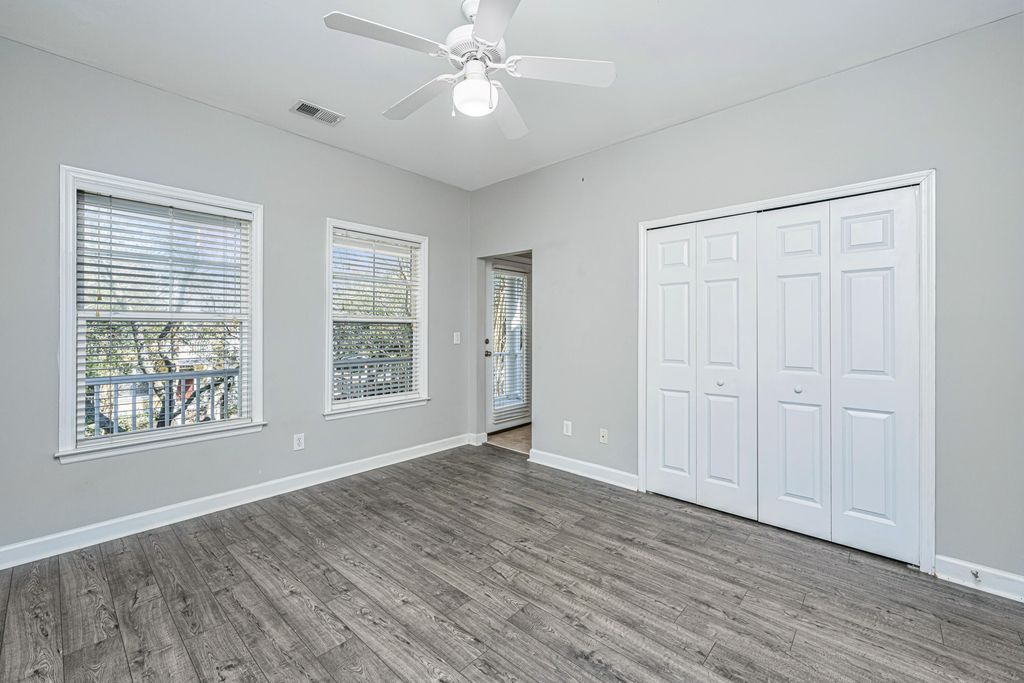 Image 22 of property listing at 3004 Treadwell Street, Mount Pleasant, SC 29466