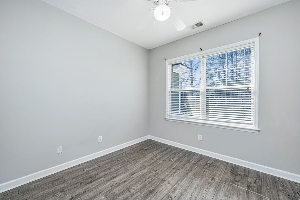 Image 26 of property listing at 3004 Treadwell Street, Mount Pleasant, SC 29466