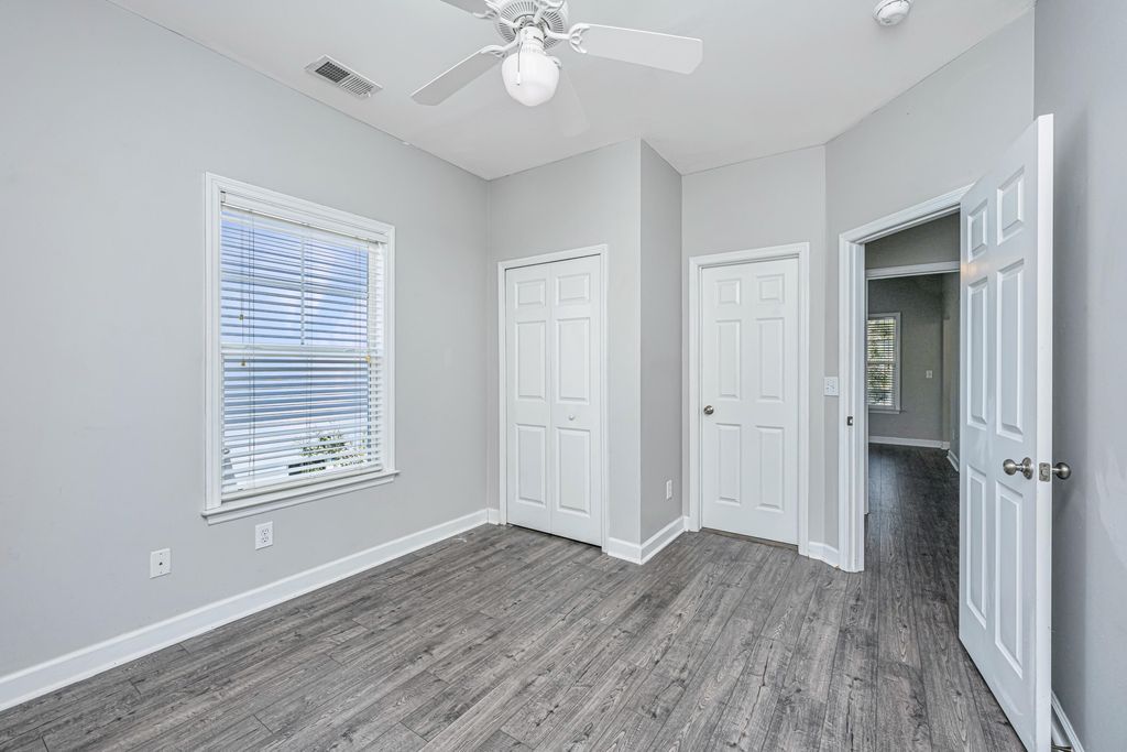 Image 30 of property listing at 3004 Treadwell Street, Mount Pleasant, SC 29466