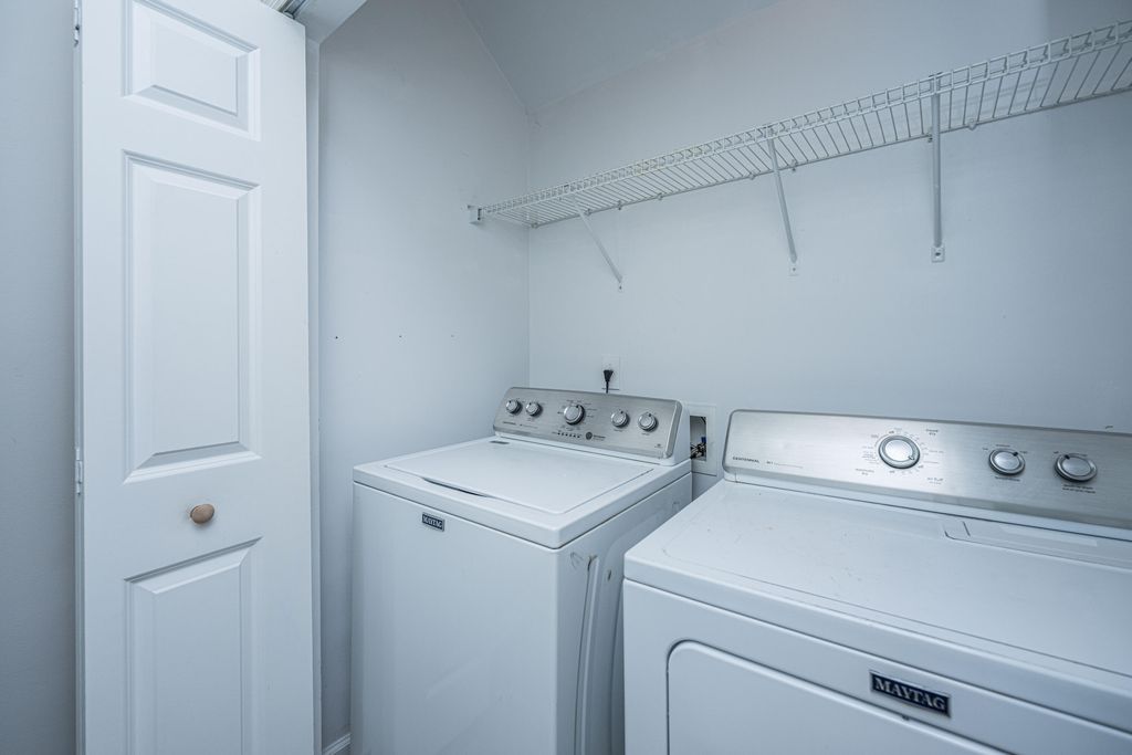 Image 31 of property listing at 3004 Treadwell Street, Mount Pleasant, SC 29466