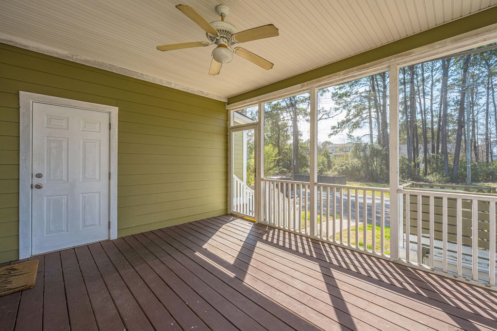 Image 33 of property listing at 3004 Treadwell Street, Mount Pleasant, SC 29466