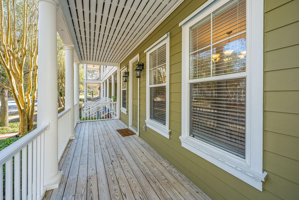 Image 4 of property listing at 3004 Treadwell Street, Mount Pleasant, SC 29466