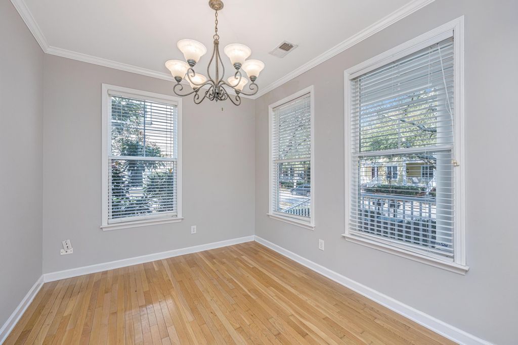 Image 7 of property listing at 3004 Treadwell Street, Mount Pleasant, SC 29466