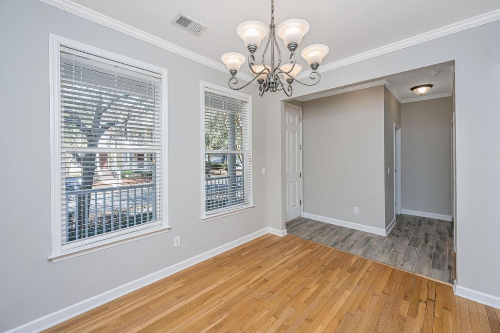 Image 8 of property listing at 3004 Treadwell Street, Mount Pleasant, SC 29466