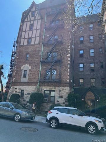 2 Marine Avenue 2B, Brooklyn, NY 11209