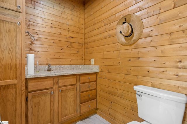 285 Old Batson Road, Taylors, SC 29687