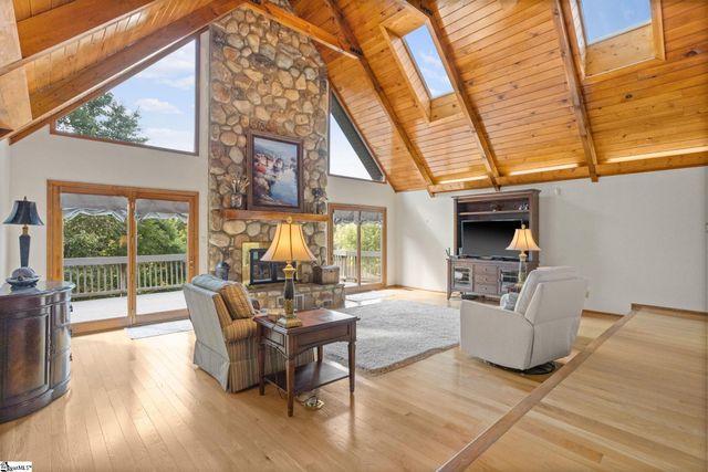 285 Old Batson Road, Taylors, SC 29687