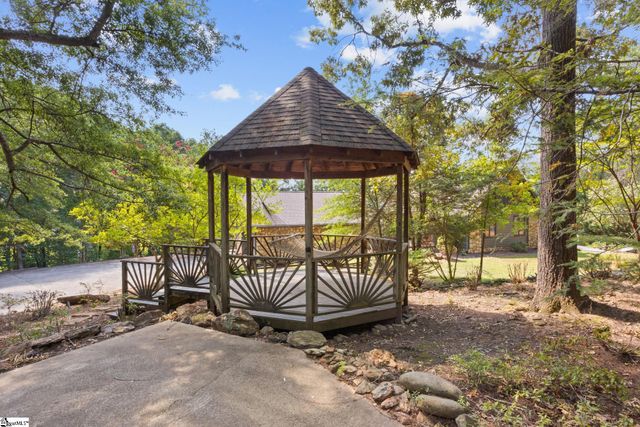 285 Old Batson Road, Taylors, SC 29687