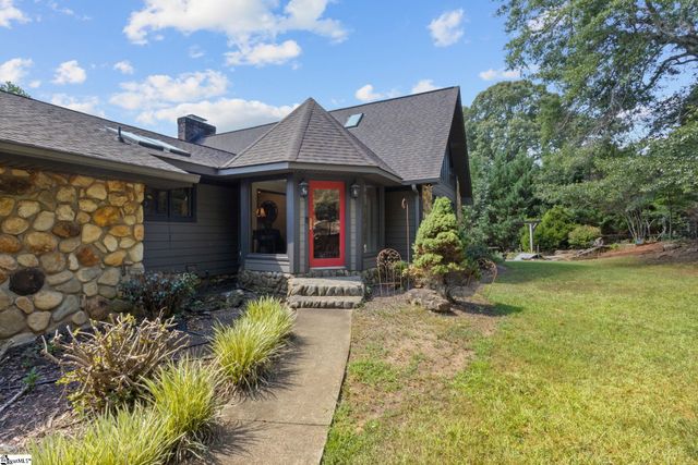 285 Old Batson Road, Taylors, SC 29687