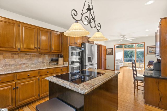 285 Old Batson Road, Taylors, SC 29687