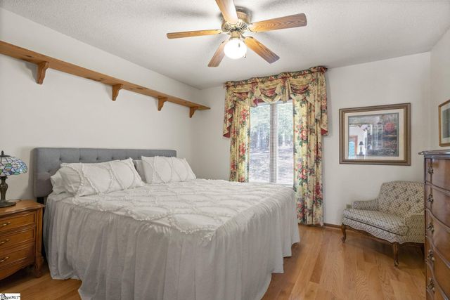 285 Old Batson Road, Taylors, SC 29687